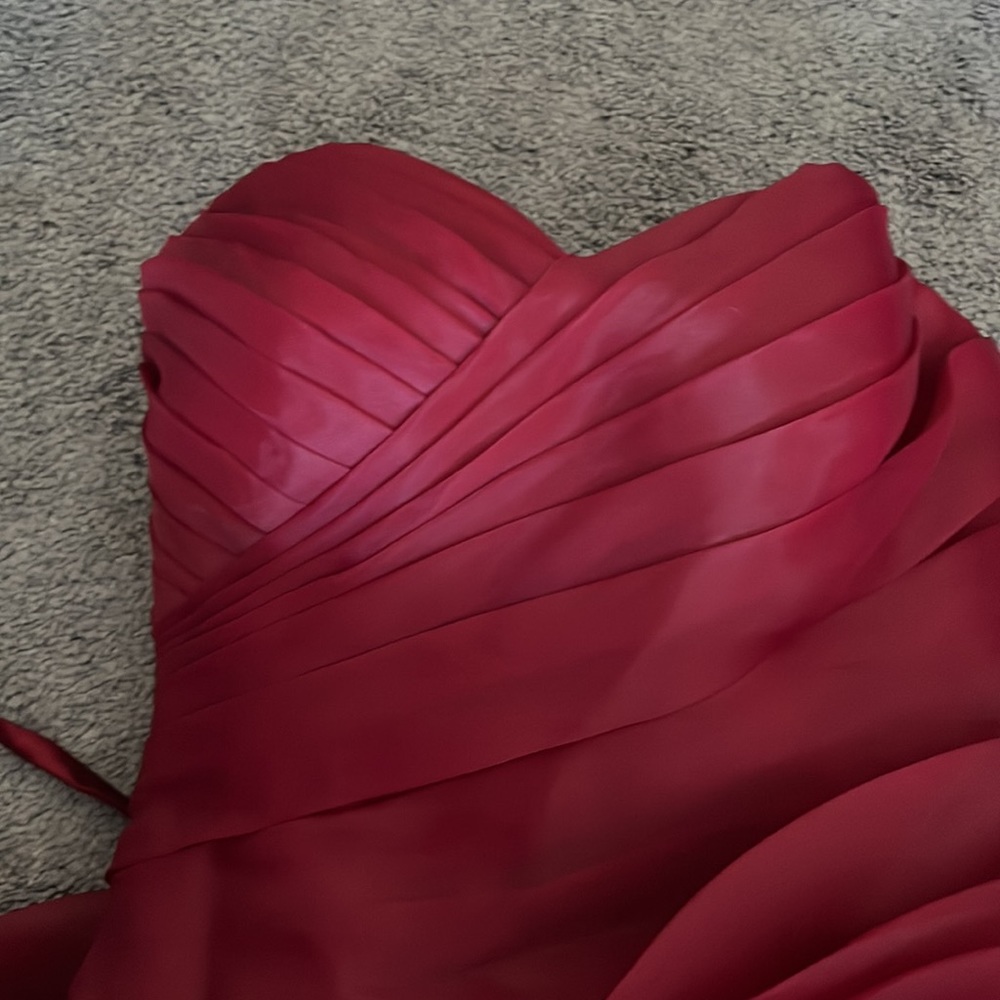 Fabulous unique prom dress - Picture 4 of 9